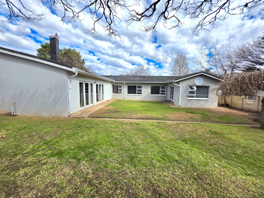4 Bedroom Property for Sale in Panorama Free State